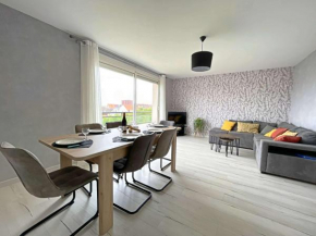 Appartement avec Balcon, Parking Privé, à 10 Min de la Plage - 2 Chambres - FR-1-646-71